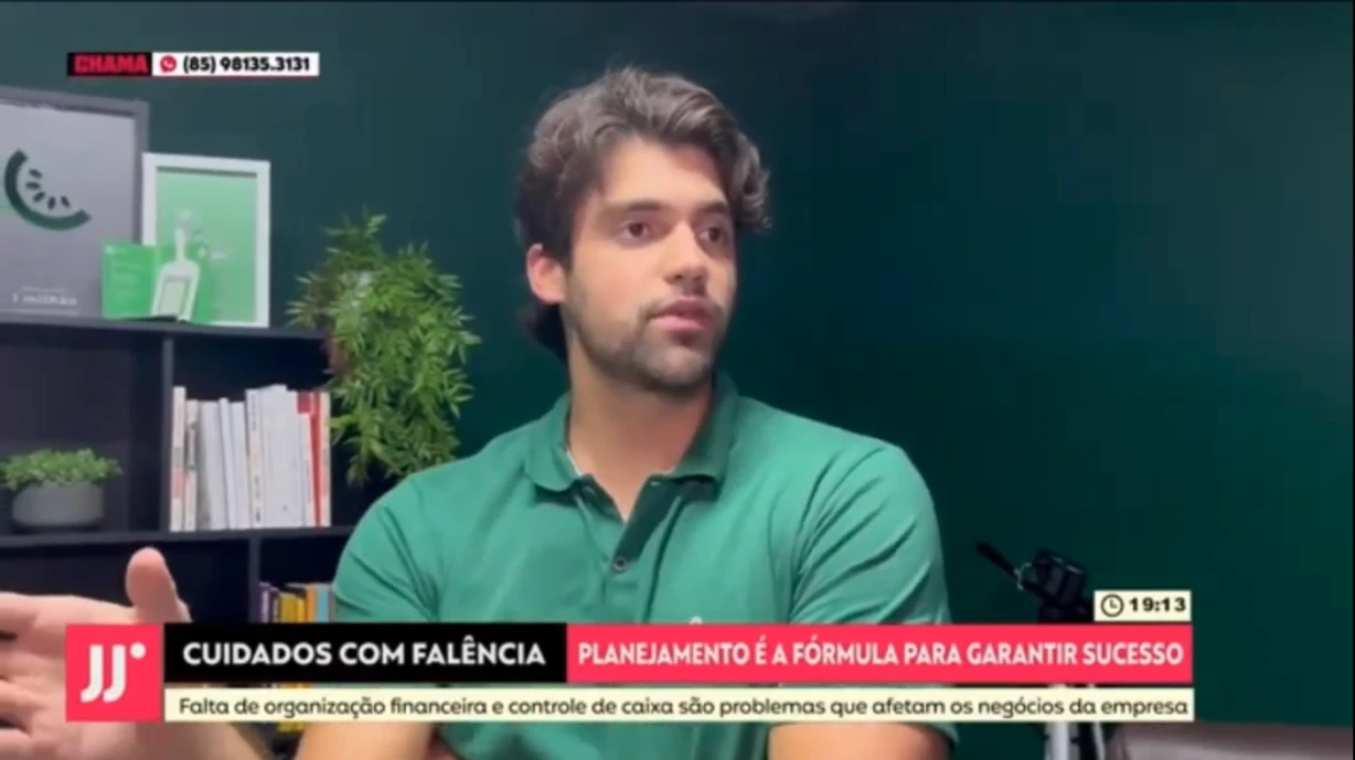 Thiago Queiroz entrevistado no Jornal Jangadeiro, da TV Jangadeiro